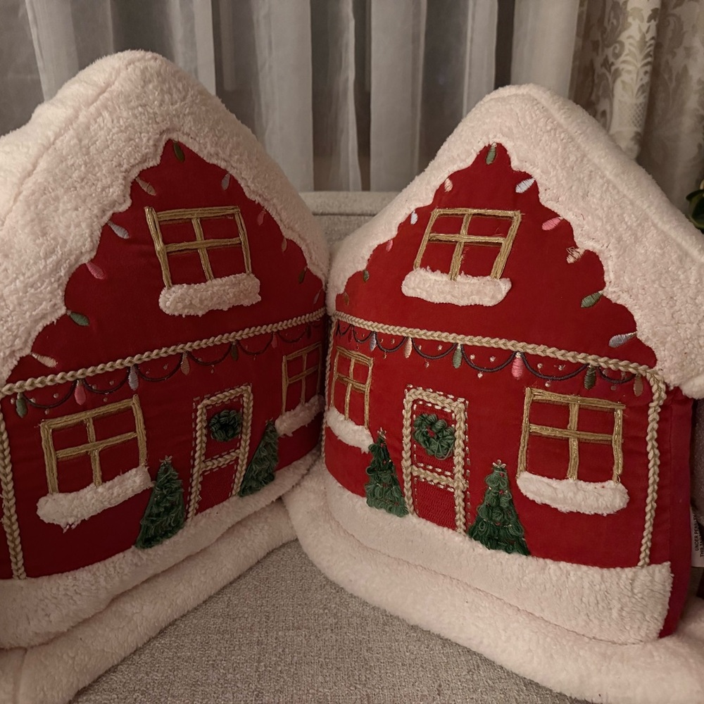 Cupcakes & Cashmere Two Christmas - Holiday House Pillows